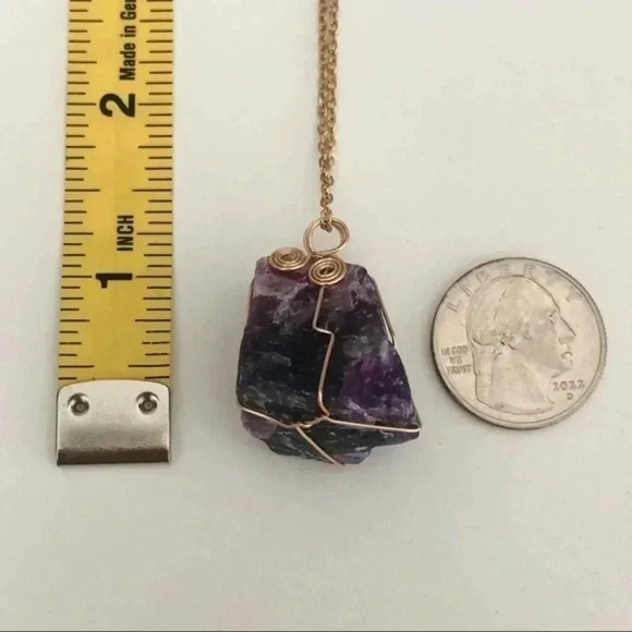 Dark Purple Quartz Large Rough Raw Stone Handmade Gold Necklace NWT - Picture 3 of 3